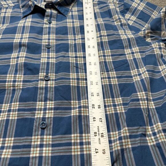 Patagonia Organic Cotton Blue & Cream Plaid Short Sleeve Button Down Size Medium - Picture 5 of 6